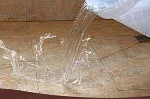文成漏水维修 免砸砖防水材料该如何施工